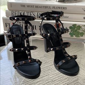 Valentino Garaganti Noir Rock Stud Sandal